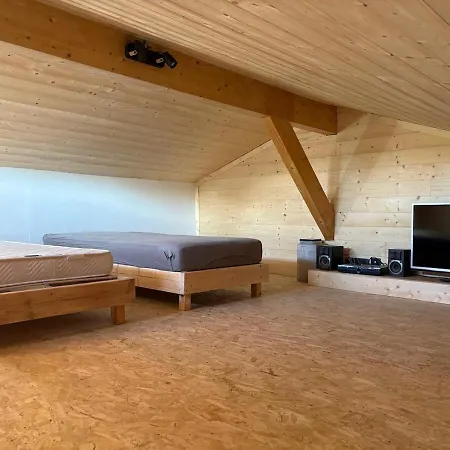 La De Jeromino, Bois Et Riviere Holiday home *